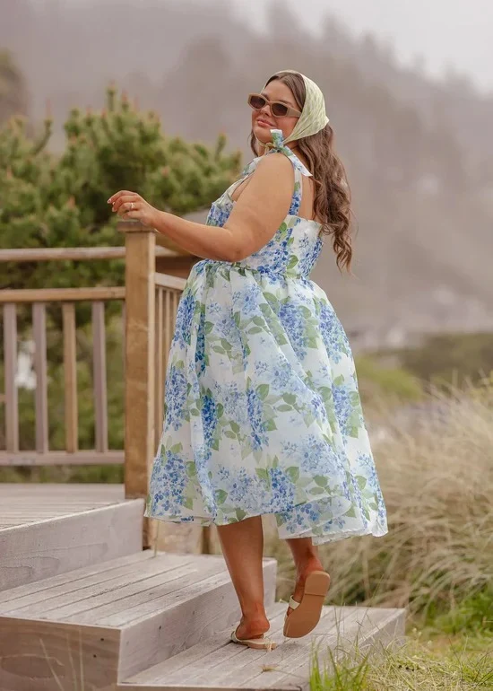 Spaghetti Strap Bow Detail Square Neck Hydrangea Floral Print A Line Midi Evening Dress - Image 5