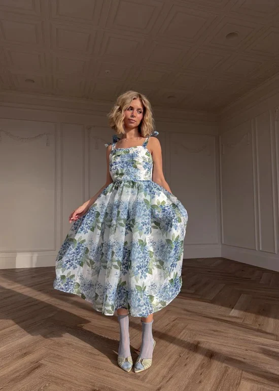Spaghetti Strap Bow Detail Square Neck Hydrangea Floral Print A Line Midi Evening Dress - Image 3